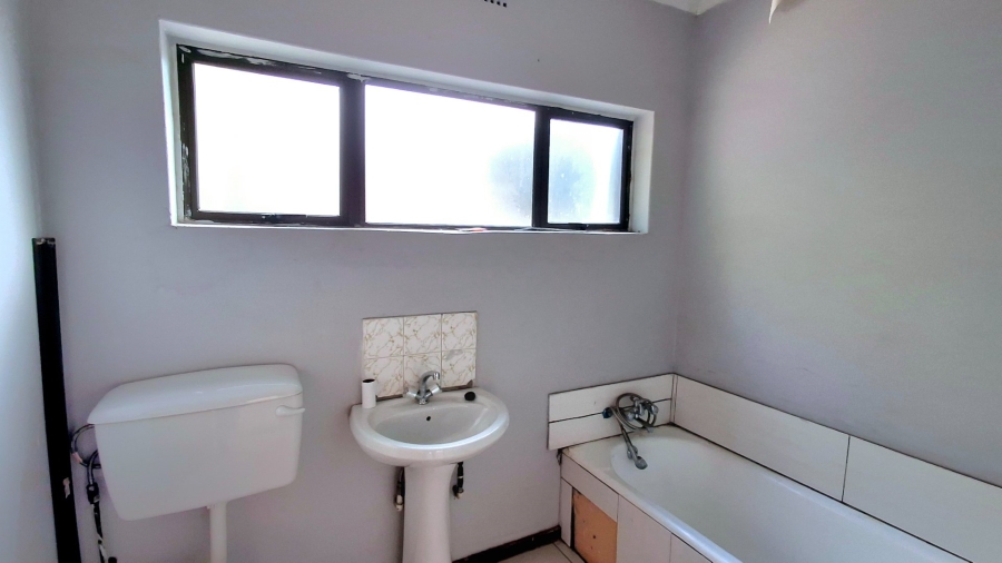 3 Bedroom Property for Sale in Vaalpark Free State